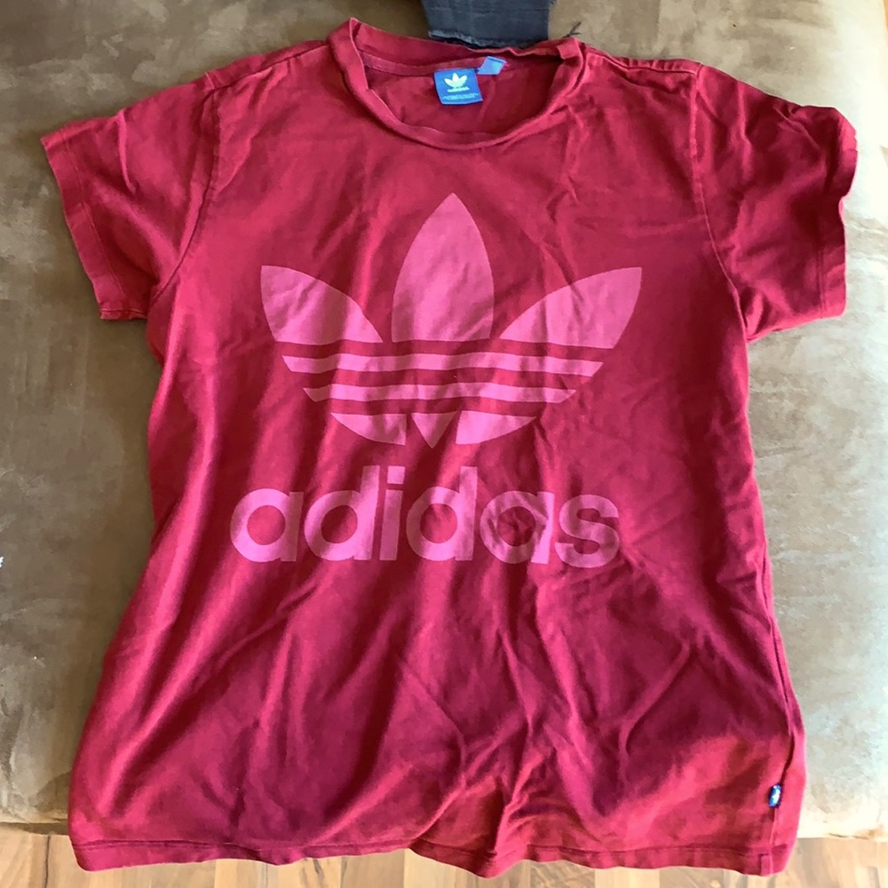 Oversized adidas t-shirt